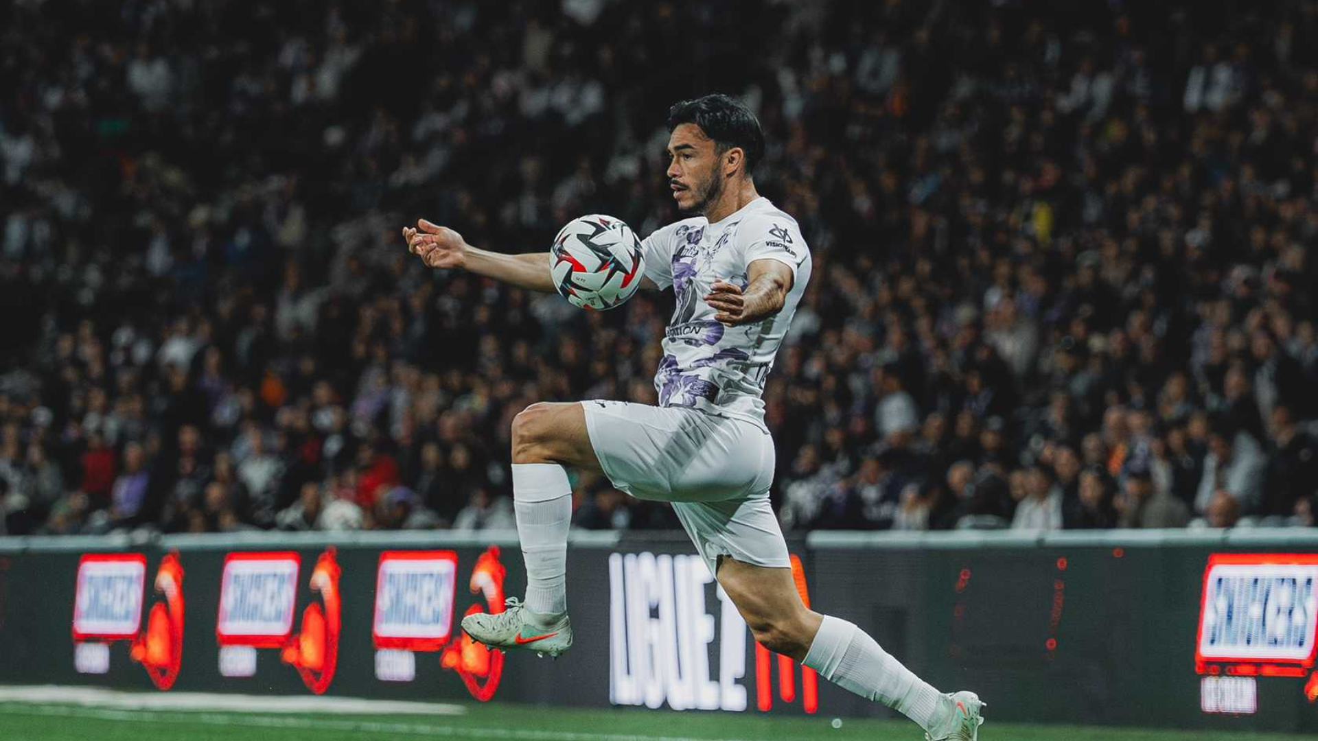 Gaby Suazo appelé avec le Chili pour les qualifications à la Coupe du Monde 2026
