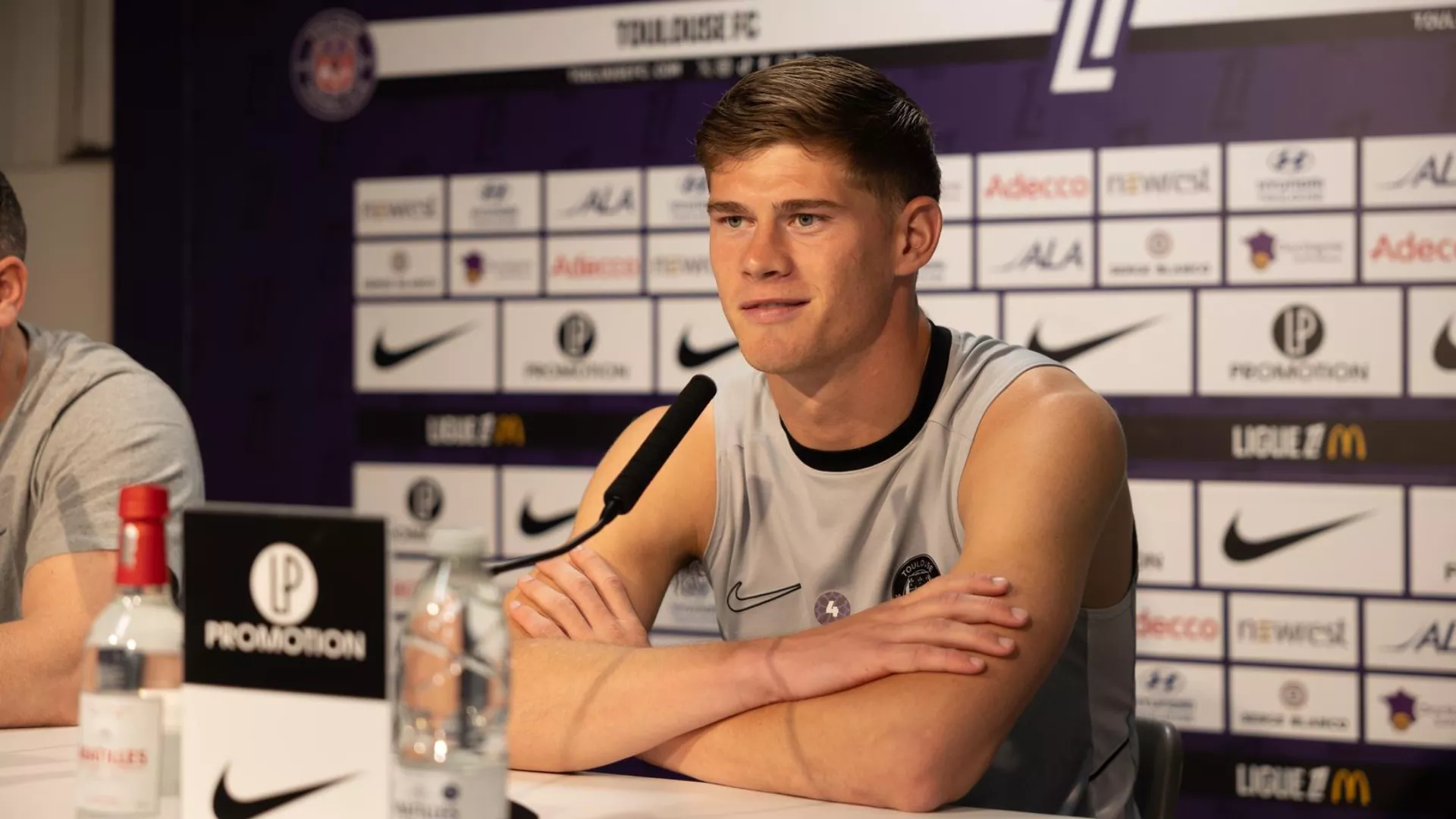 La conférence de presse de C.Martinez Novell avant TéFéCé-OL, 33ème journée de Ligue 1