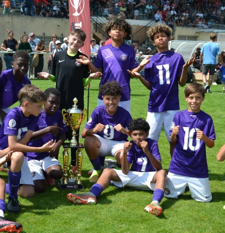 Victoire des U12 à la Bredy Cup.