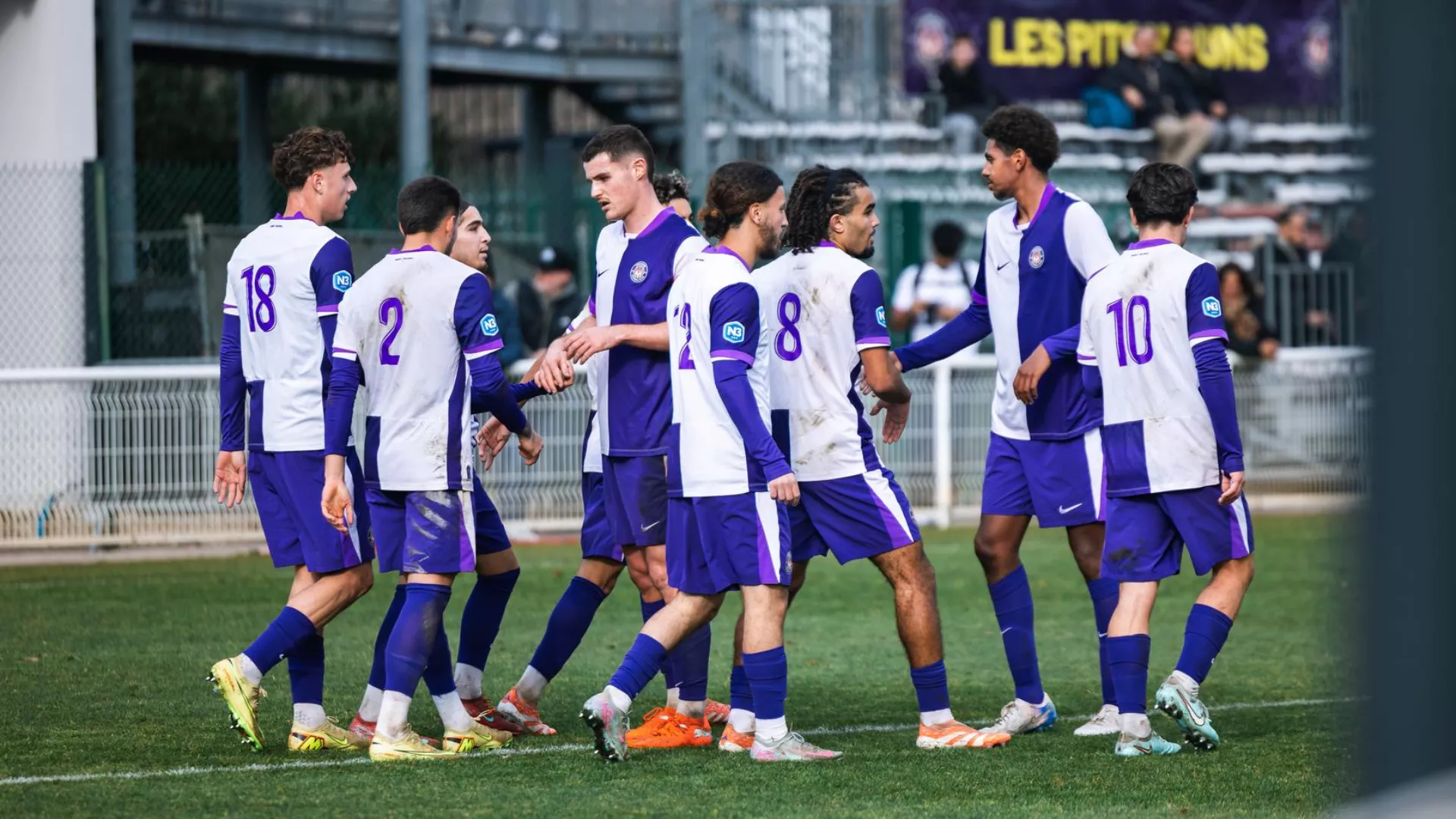 Faire briller le club:de l'ambition pour les pitchouns en vue de la demi-finale du Challenge Espoirs