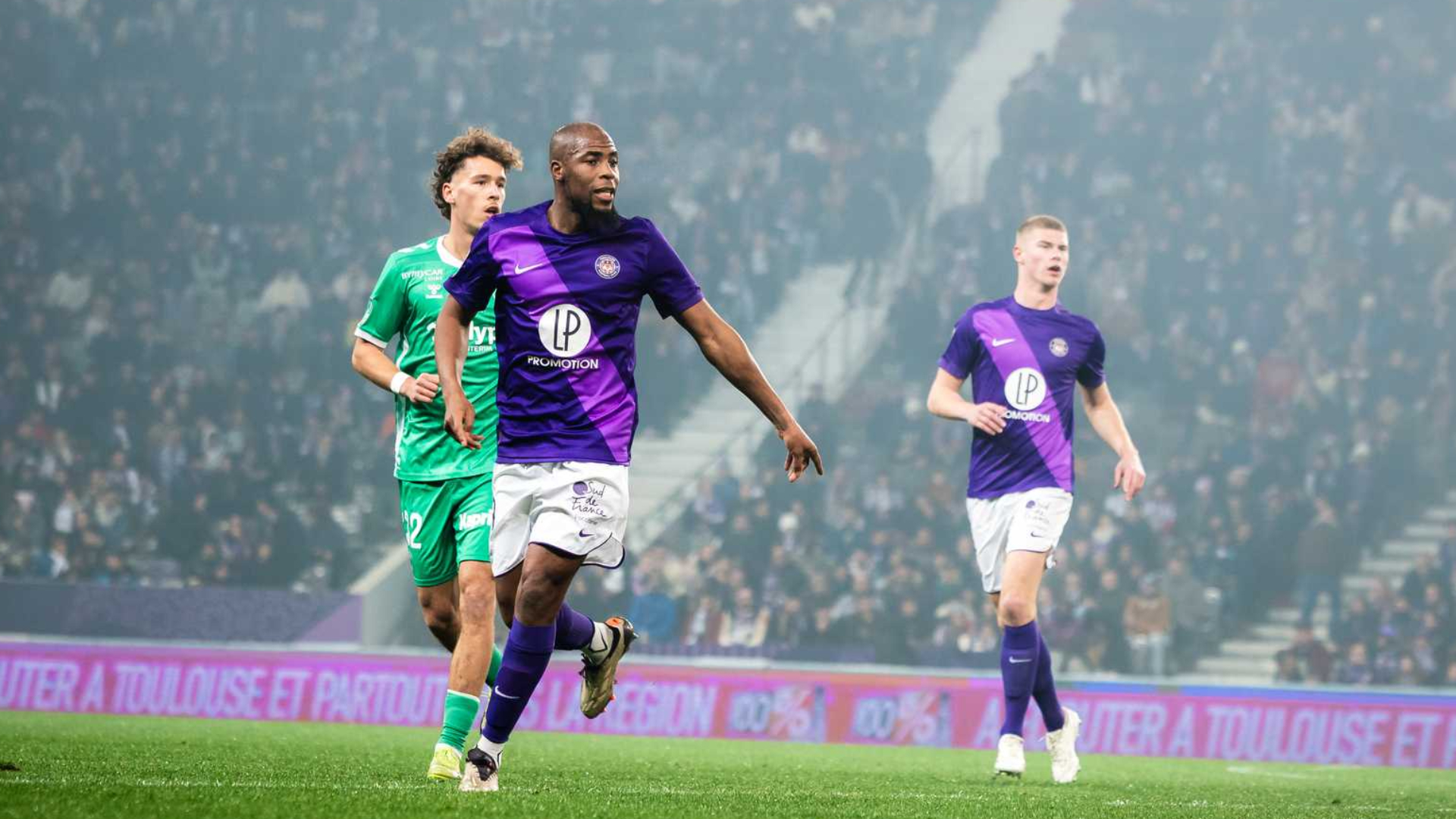 Charlie Cresswell et Djibril Sidibé nominés dans le onze type de la saison en Ligue 1 McDonald's