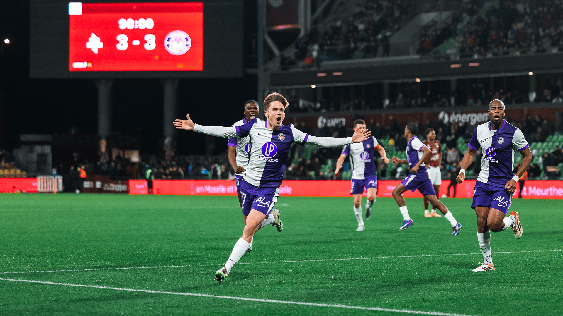 Le résumé vidéo de Metz-TéFéCé (3-4), 26ème journée de Ligue 1 McDonald's