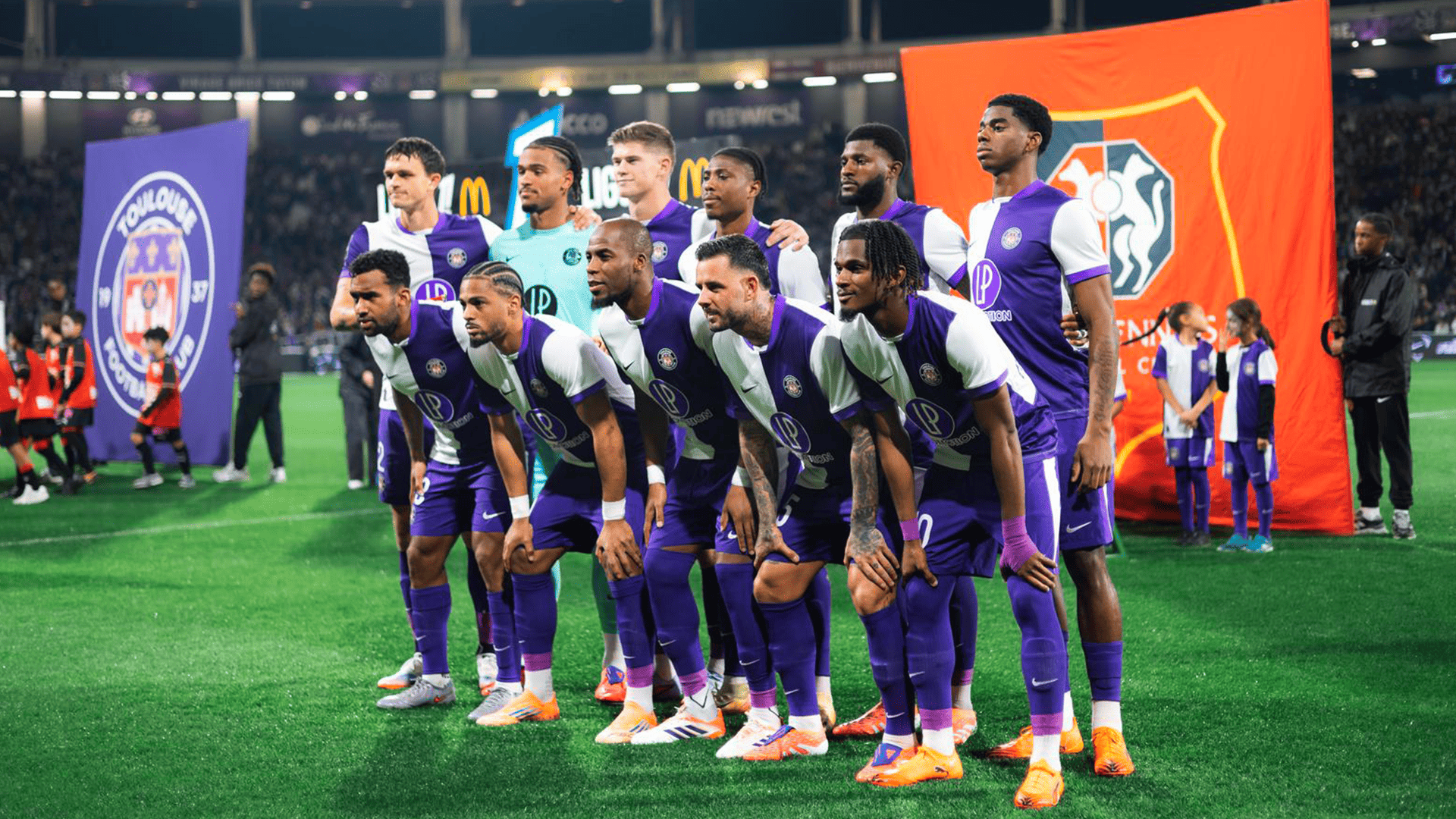 Le groupe du TéFéCé pour la réception du Havre, 11ème journée de Ligue 1 McDonald's