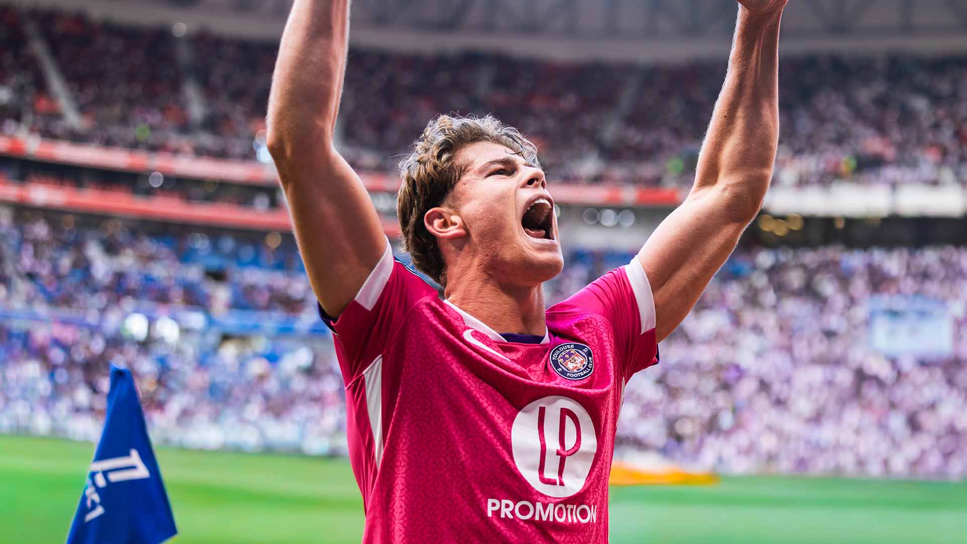 Le résumé vidéo de Olympique Lyonnais - TéFéCé (1-2), 7ème journée de Ligue 1 McDonald's