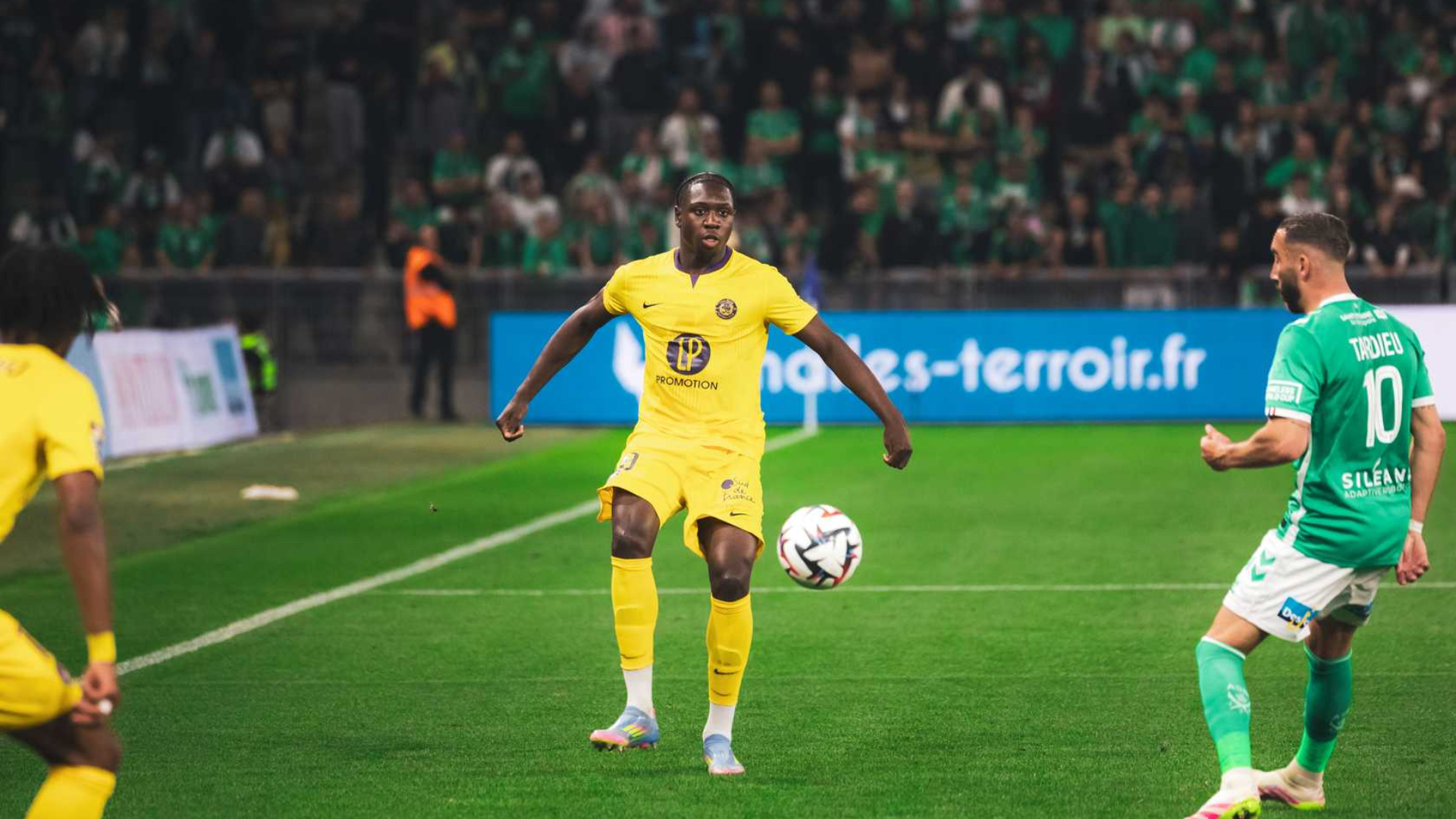 Jaydee Canvot avec l'Équipe de France U20 pour le tournoi Maurice-Revello