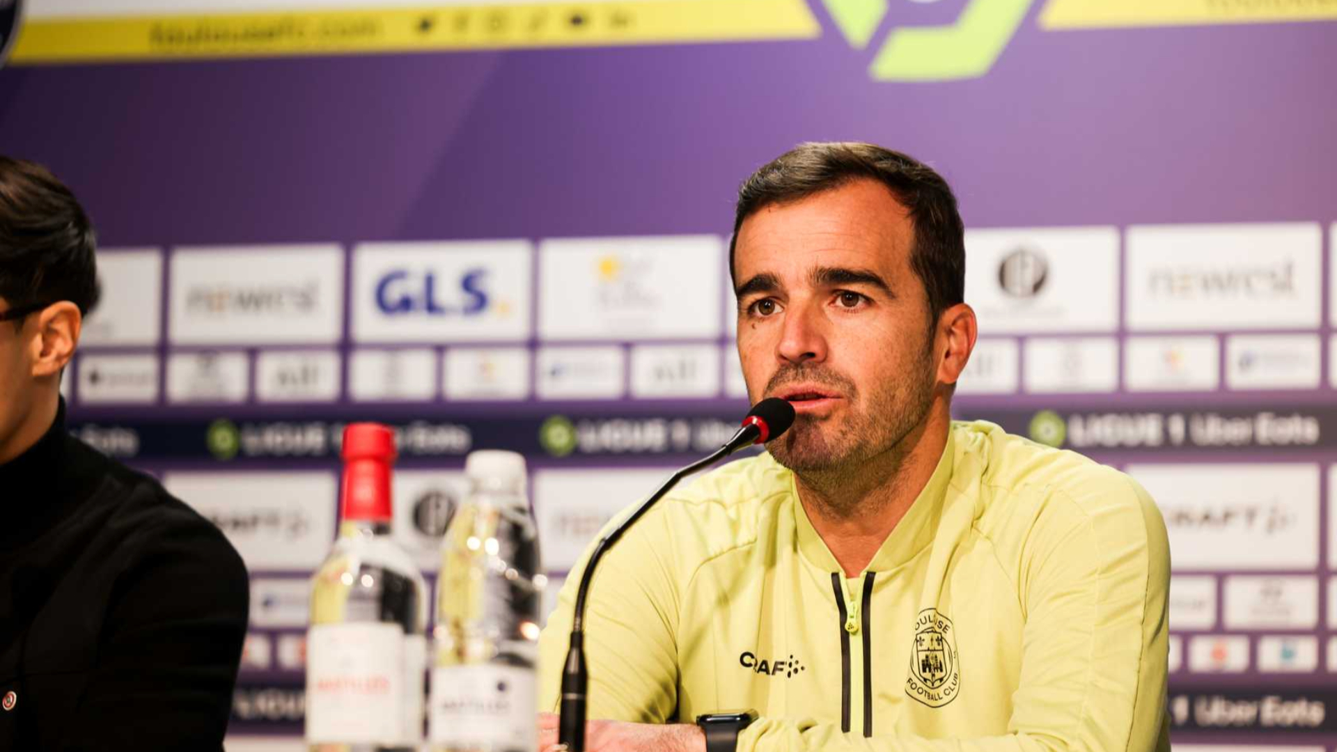 A Nous Laisse Un Go T Amer Carles Martinez Novell Apr S T F C Lyon Carles 2 