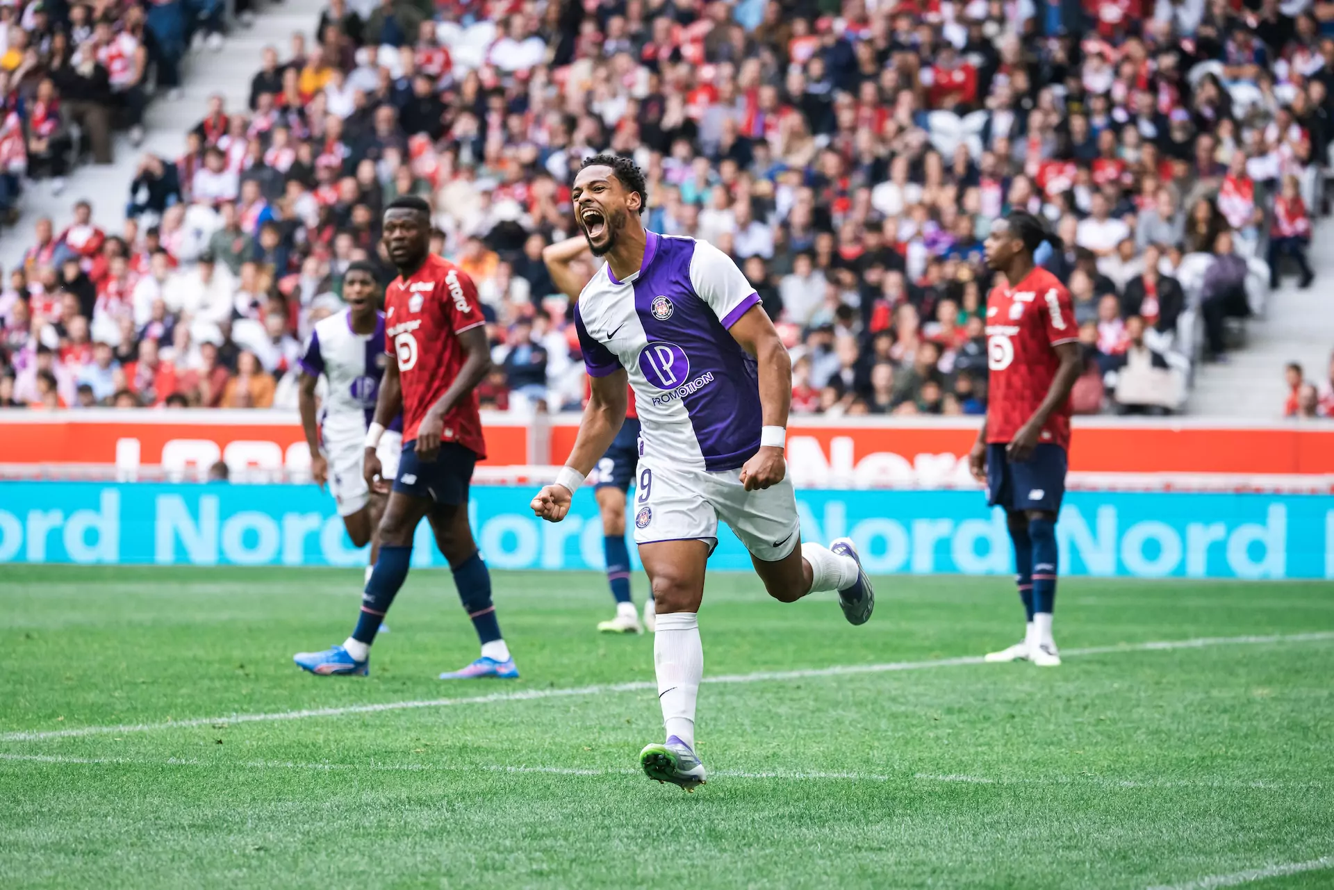 Le résumé vidéo de Lille - TéFéCé, 4ème journée de Ligue 1 McDonald's