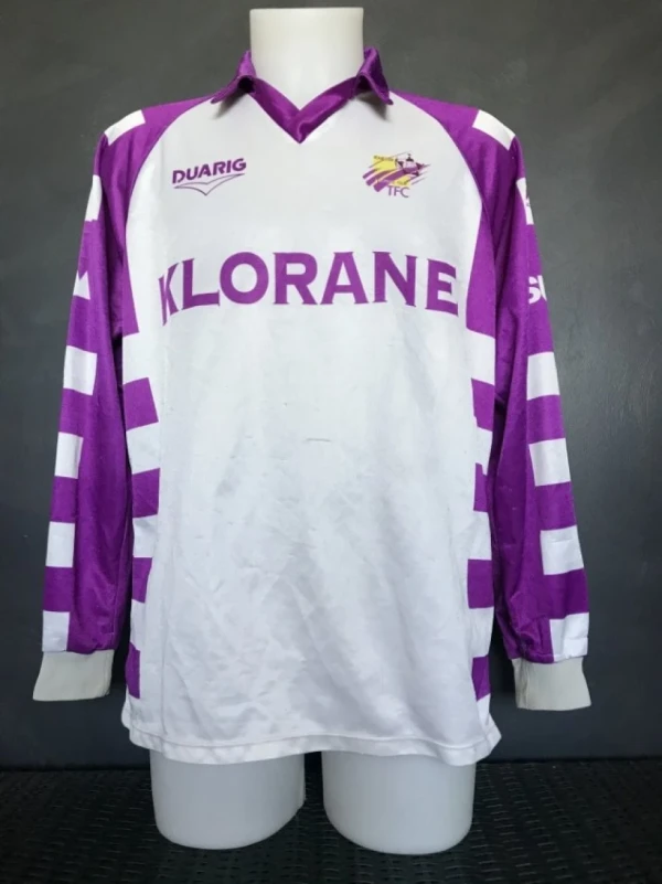 le maillot domicile du téfécé durant la saison 1991-1992