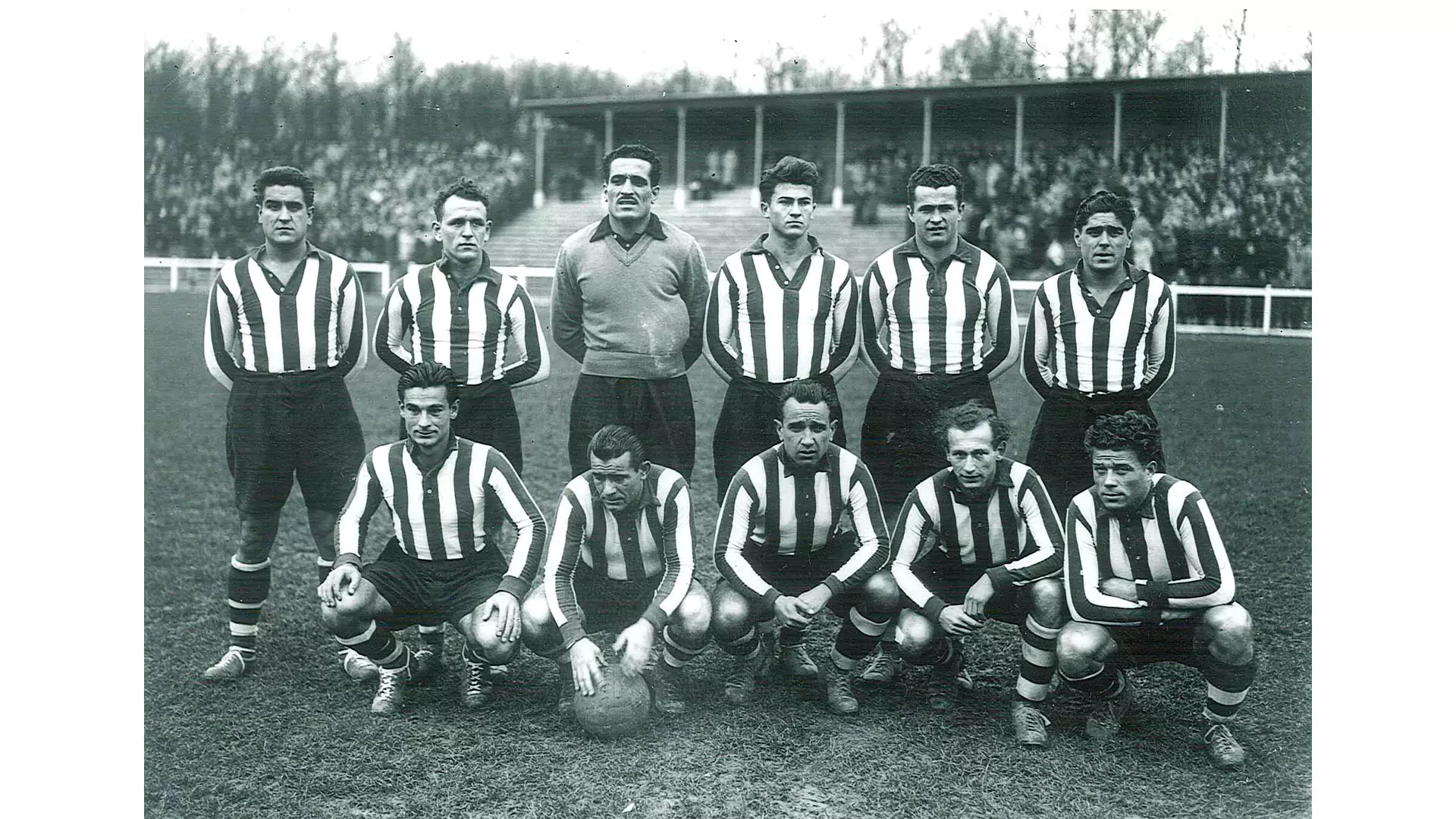 FRANCE FOOTBALL 20 SEPTEMBRE 1949 N 183 , NICE , NIMES