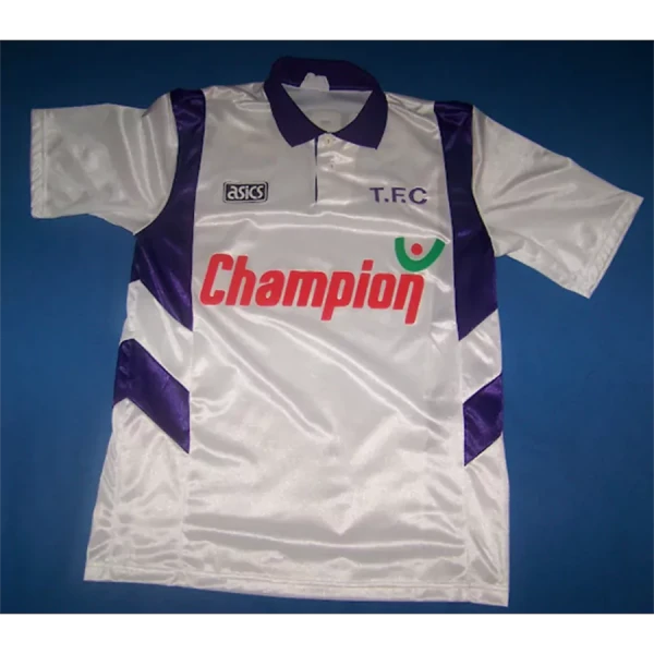 le maillot domicile du téfécé durant la saison 1994-1995