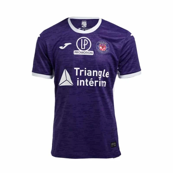 le maillot domicile du téfécé durant la saison 2020-2021