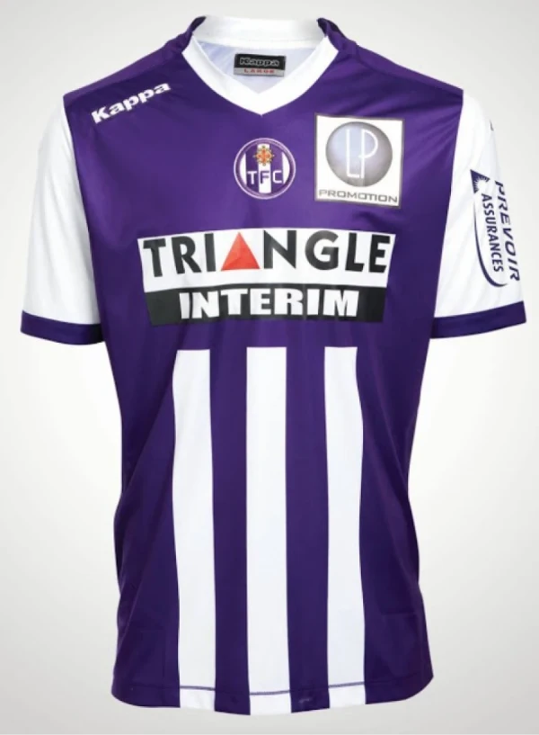 le maillot domicile du téfécé durant la saison 2014-2015