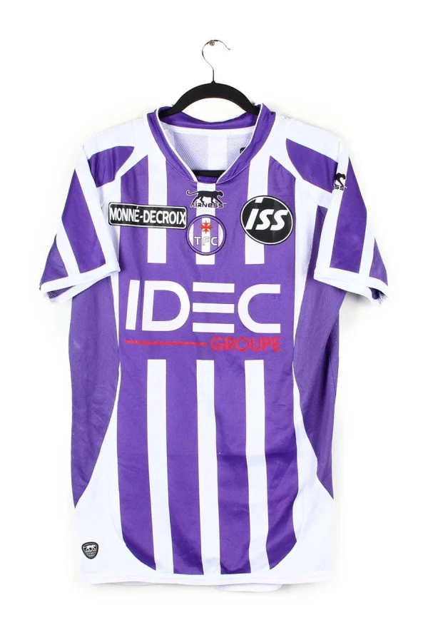 le maillot domicile du téfécé durant la saison 2008-2009